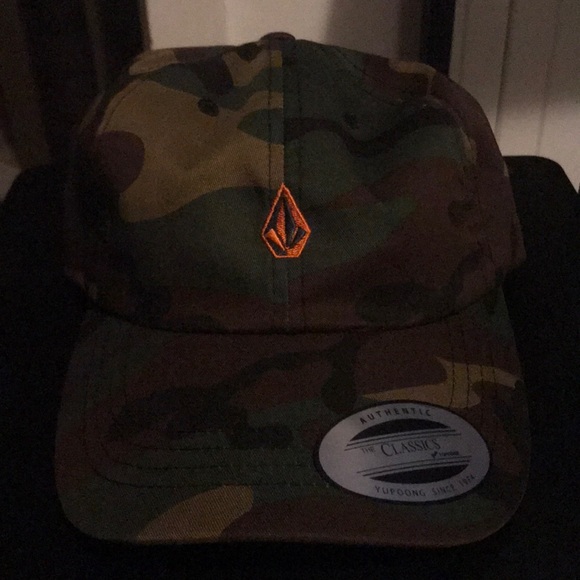 volcom camo hat